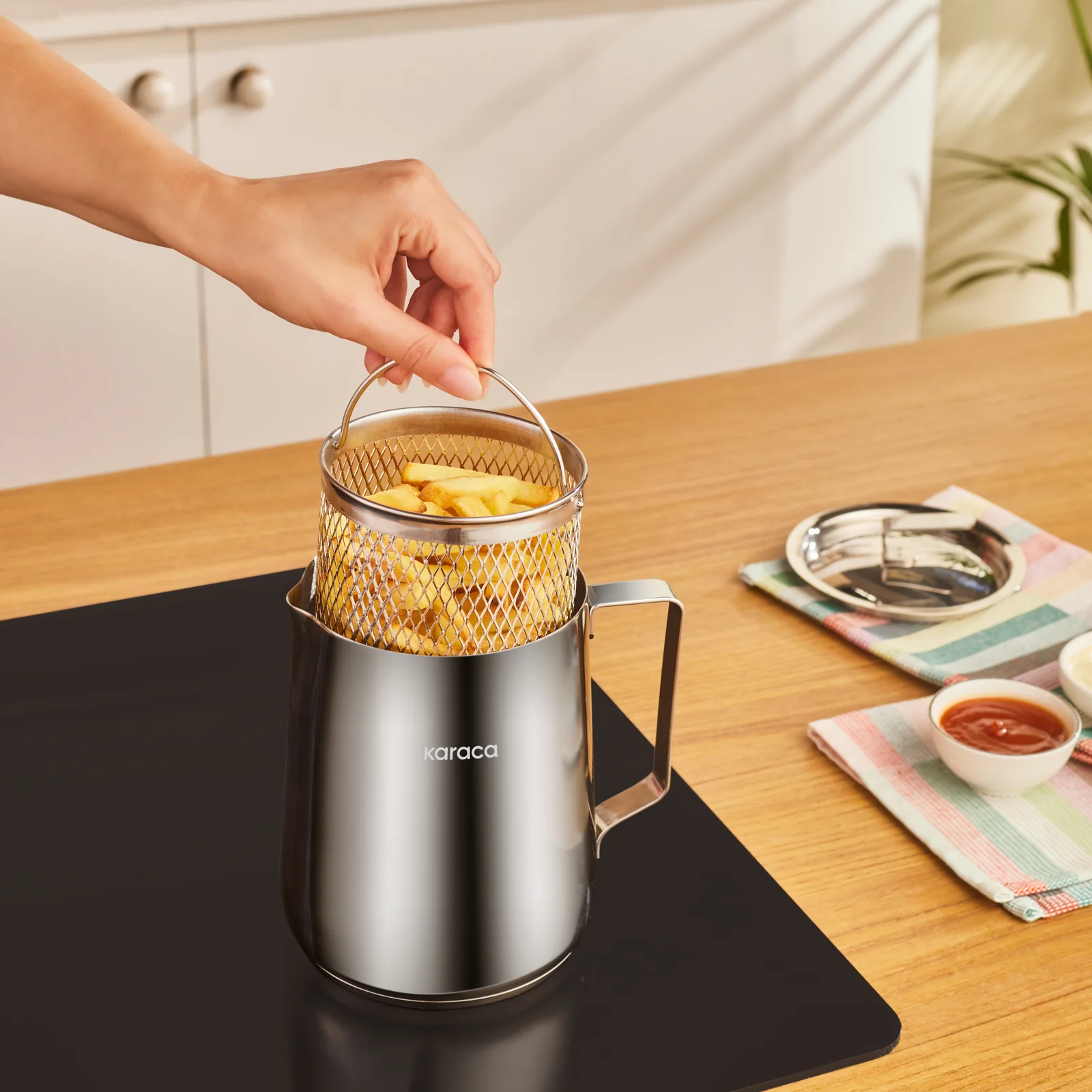 Karaca Minifry Stainless Steel Deep Frying Pot, 2L, Silver - Image 3