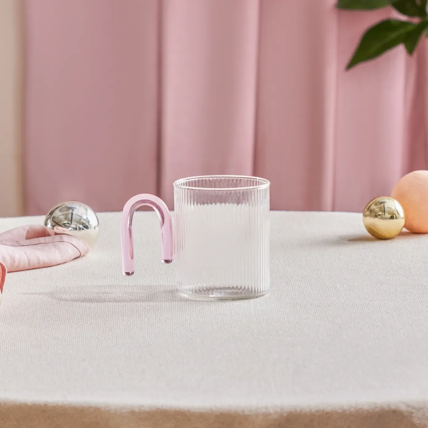 Karaca Miracle Glass Mug, 320ml, Pink - Image 6