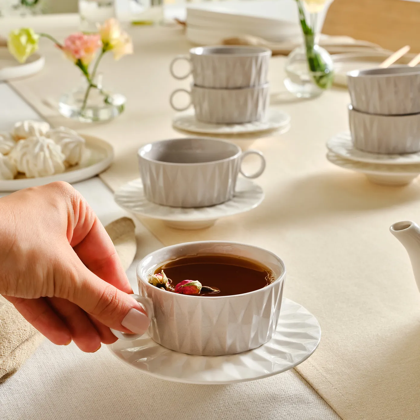Karaca Miu 13-Piece Ceramic Tea Cup and Saucer Set for 6 People, Grey-White - Image 5