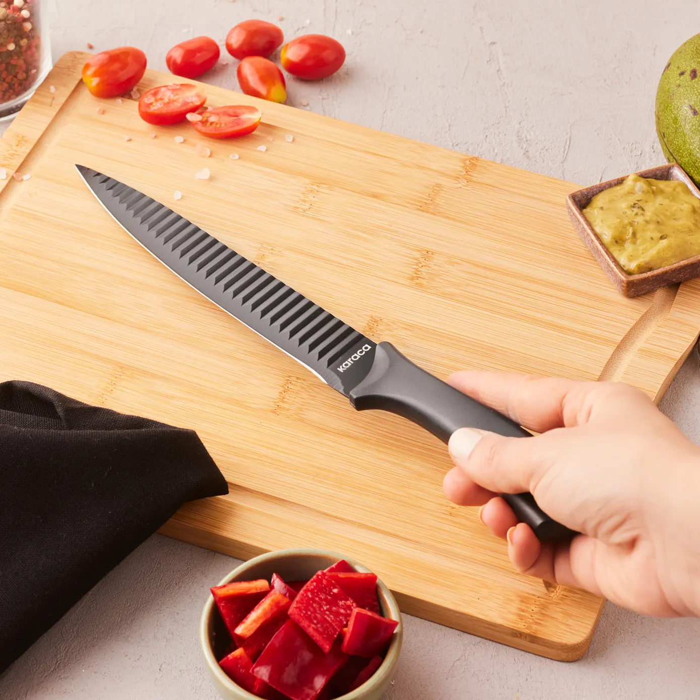 Karaca Momentum Carving Knife, 20cm, Black - Image 2