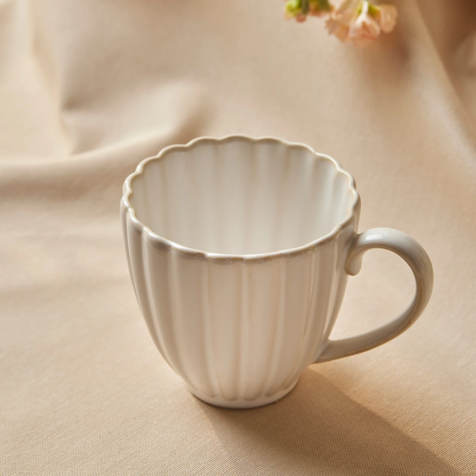 Karaca New Daisy Stoneware Mug, 230ml, White - Image 2