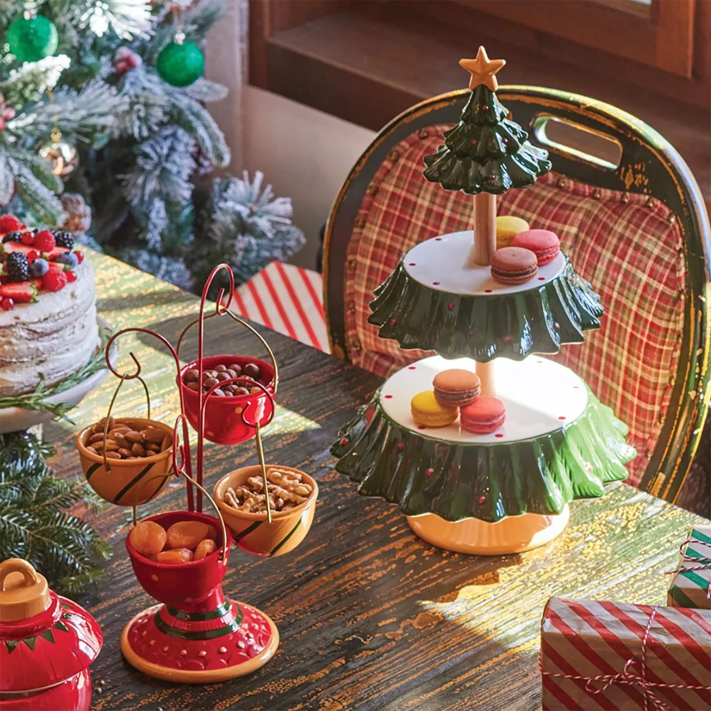 Karaca New Year Christmas Corrousel Ceramic Snack Bowl with Stand, 32cm, Multi - Image 6