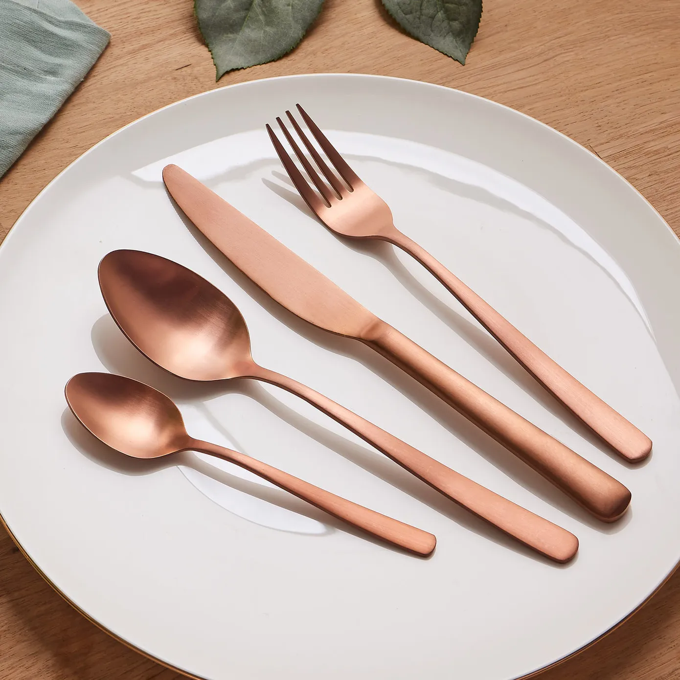Karaca Nimbus 16 Piece Stainless Steel Cutlery Set for 4 People, Rose Gold - Image 4