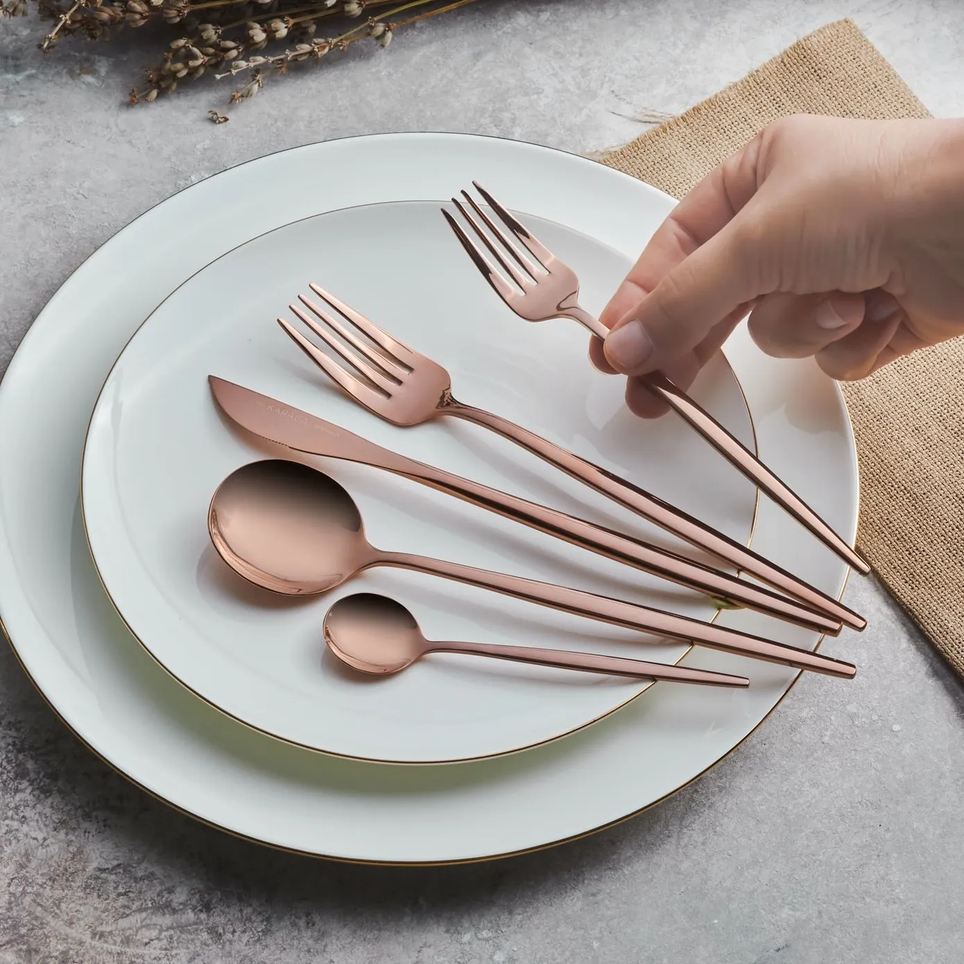 Karaca Orion 30-Piece Stainless Steel Cutlery Set for 6 People, Matte Rose Gold - Image 3
