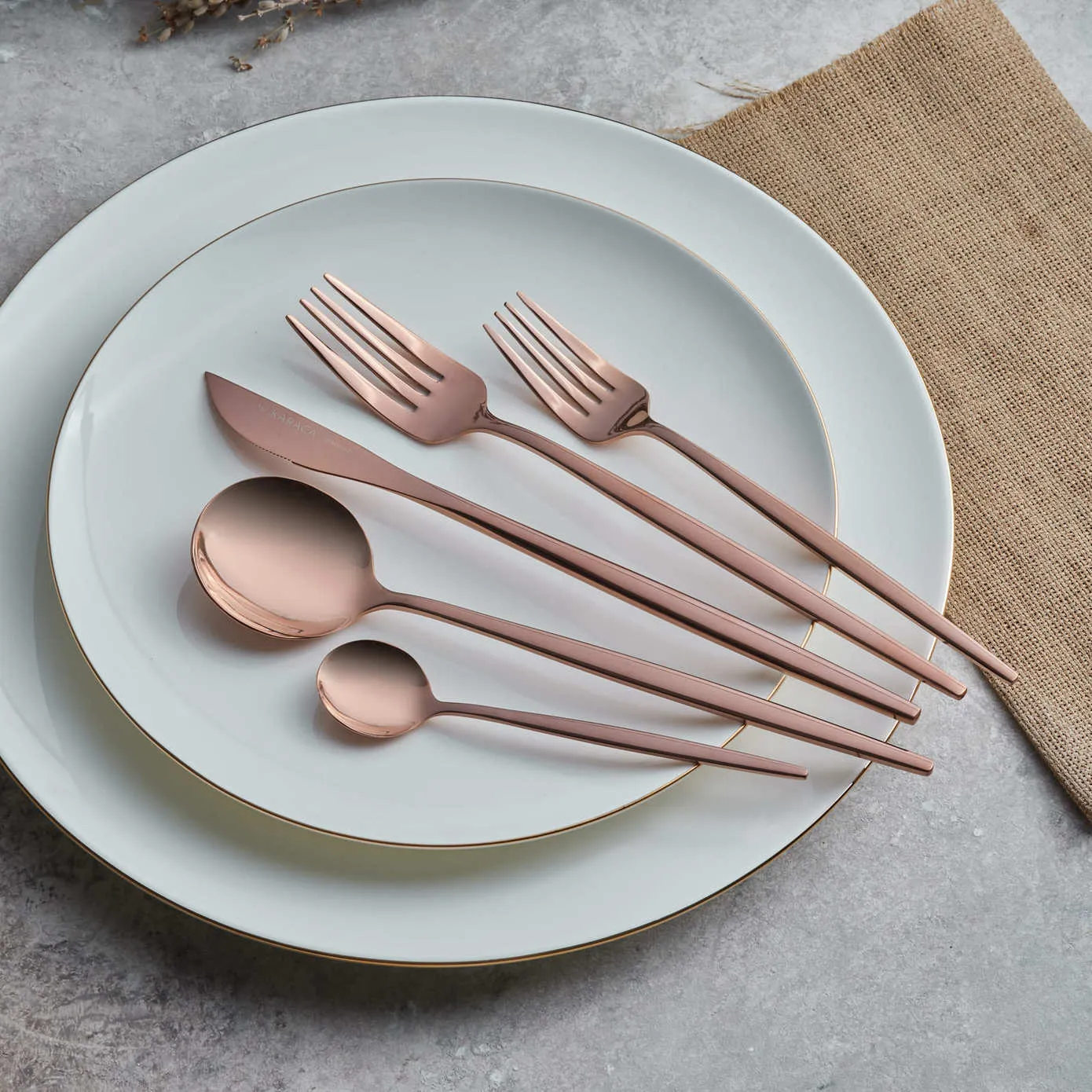 Karaca Orion 30-Piece Stainless Steel Cutlery Set for 6 People, Matte Rose Gold - Image 4