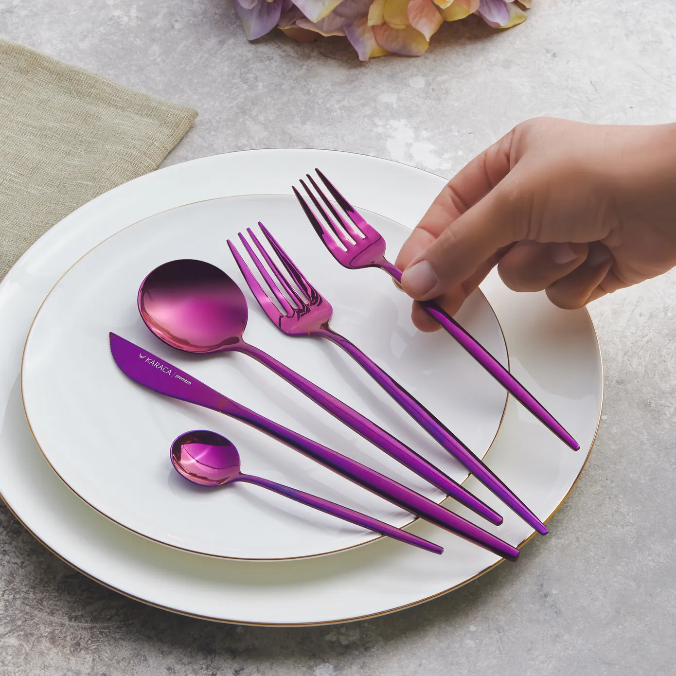 Karaca Orion 30-Piece Stainless Steel Cutlery Set for 6 People, Purple - Image 4
