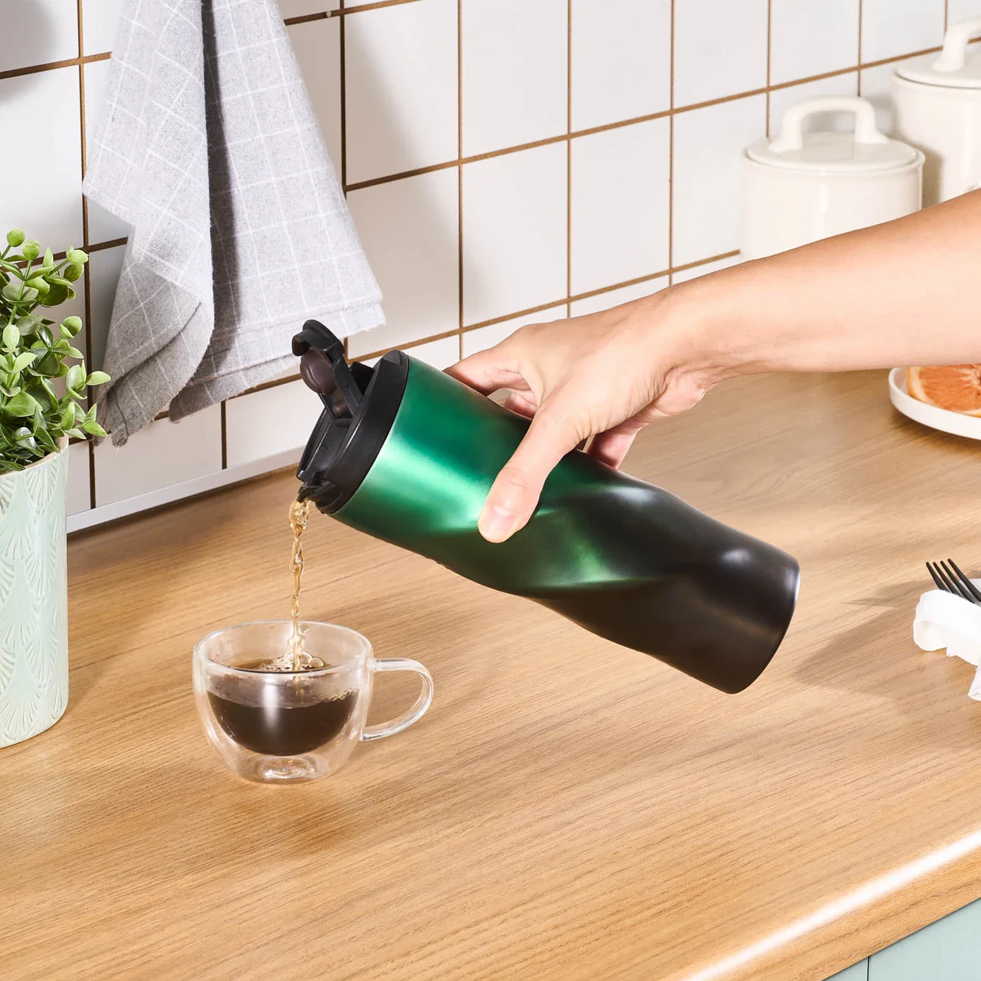 Karaca Orion Stainless Steel Leak-Proof Flask, 500ml, Green - Image 3