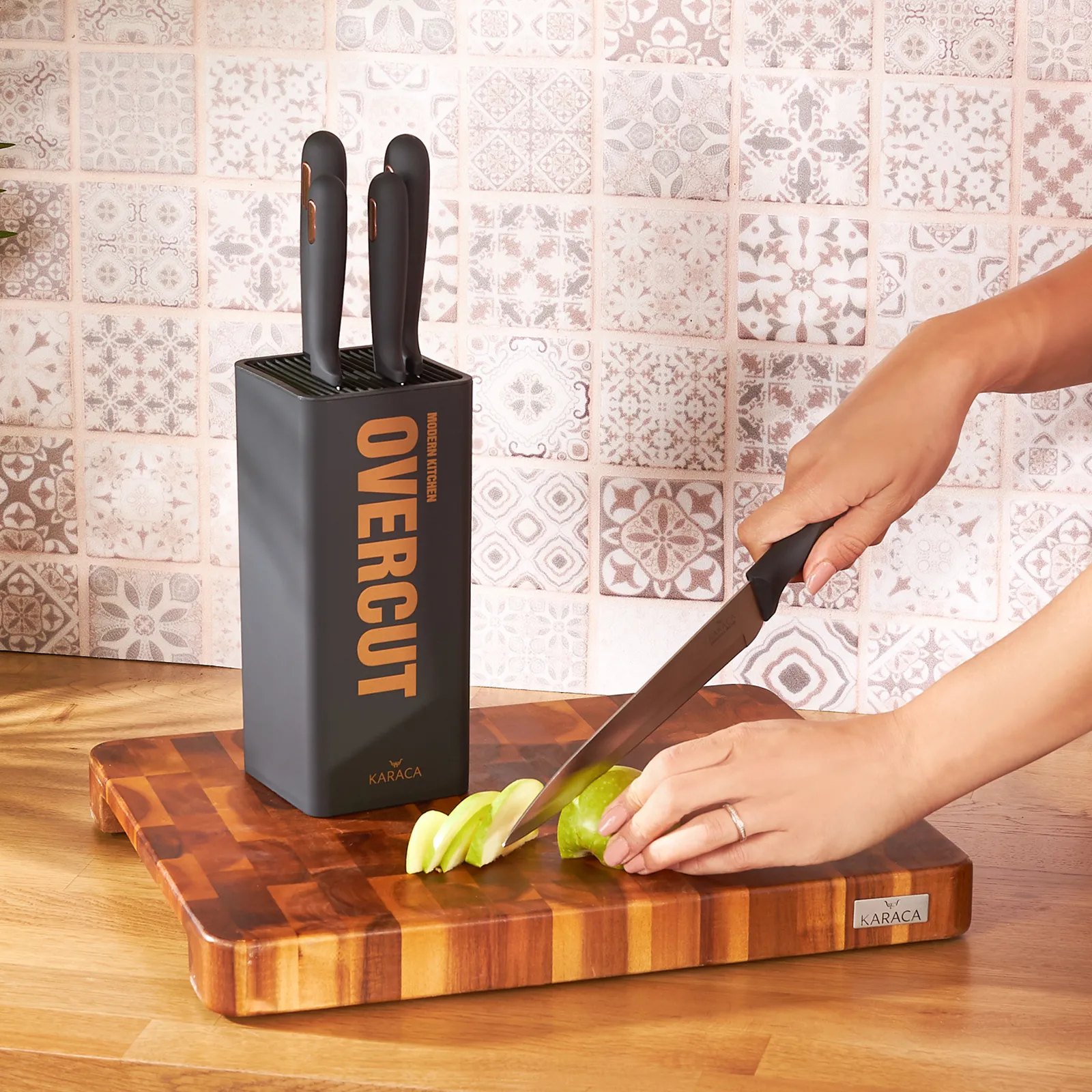 Karaca Overcut 5 Piece Knife Block Set, Black - Image 4