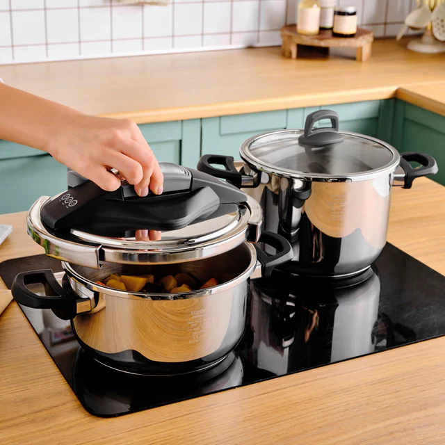 Karaca Perfect 2-Piece Stainless Steel Induction Pressure Cooker Set, 4L+6L, Black Silver - Image 5