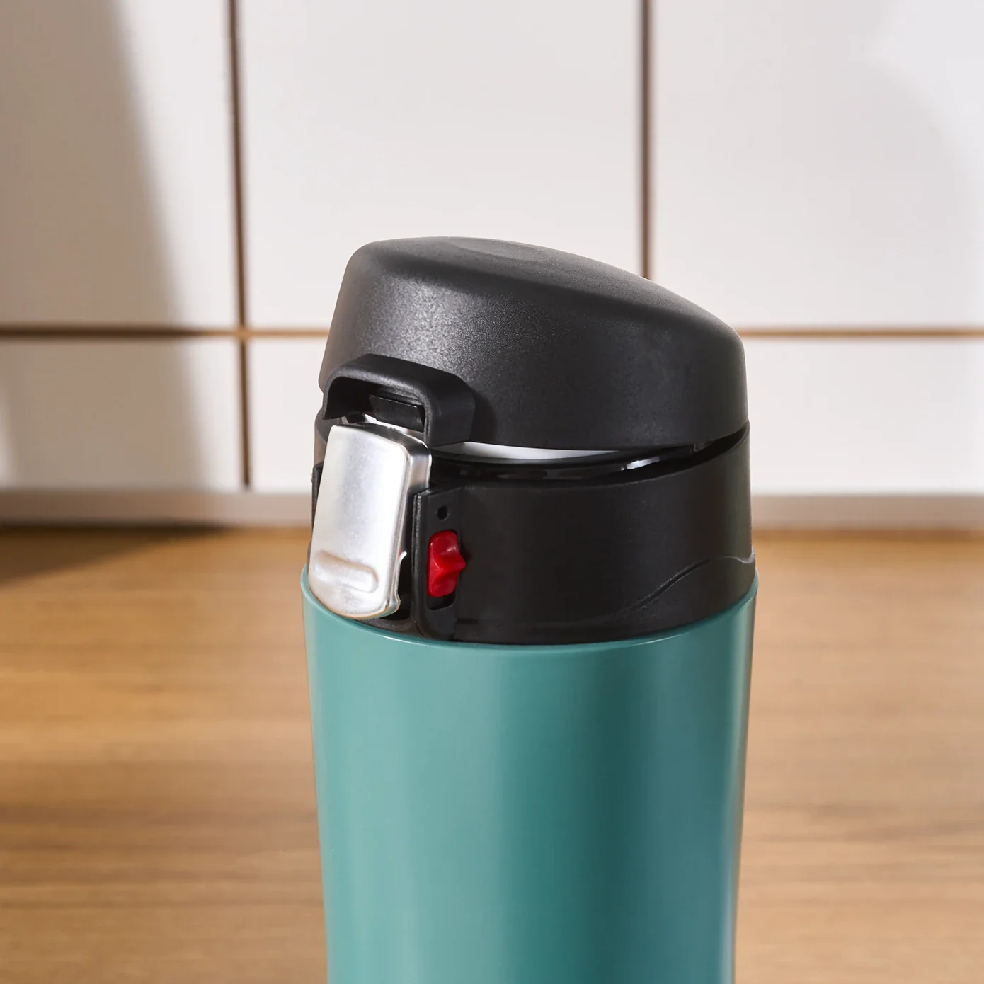 Karaca Pluton Stainless Steel Leak-Proof Flask, 350ml, Chartreuse Green - Image 3