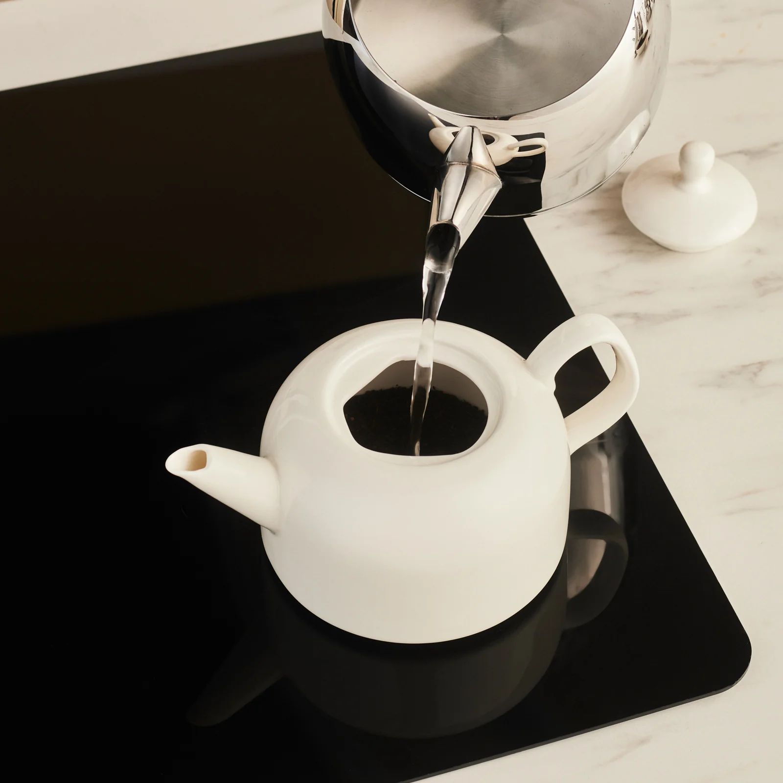 Karaca Pocelinox Porcelain & Stainless Steel Teapot Set, XL, Silver - Image 5