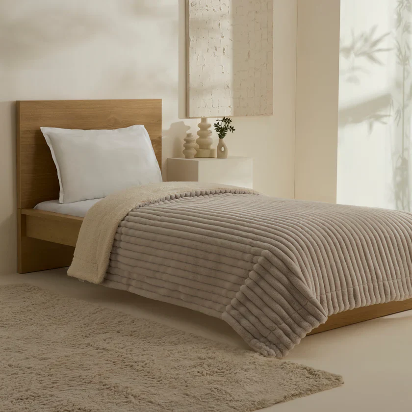 Karaca Stripe Sherpa Blanket, 150x200cm, Single, Light Grey - Image 2