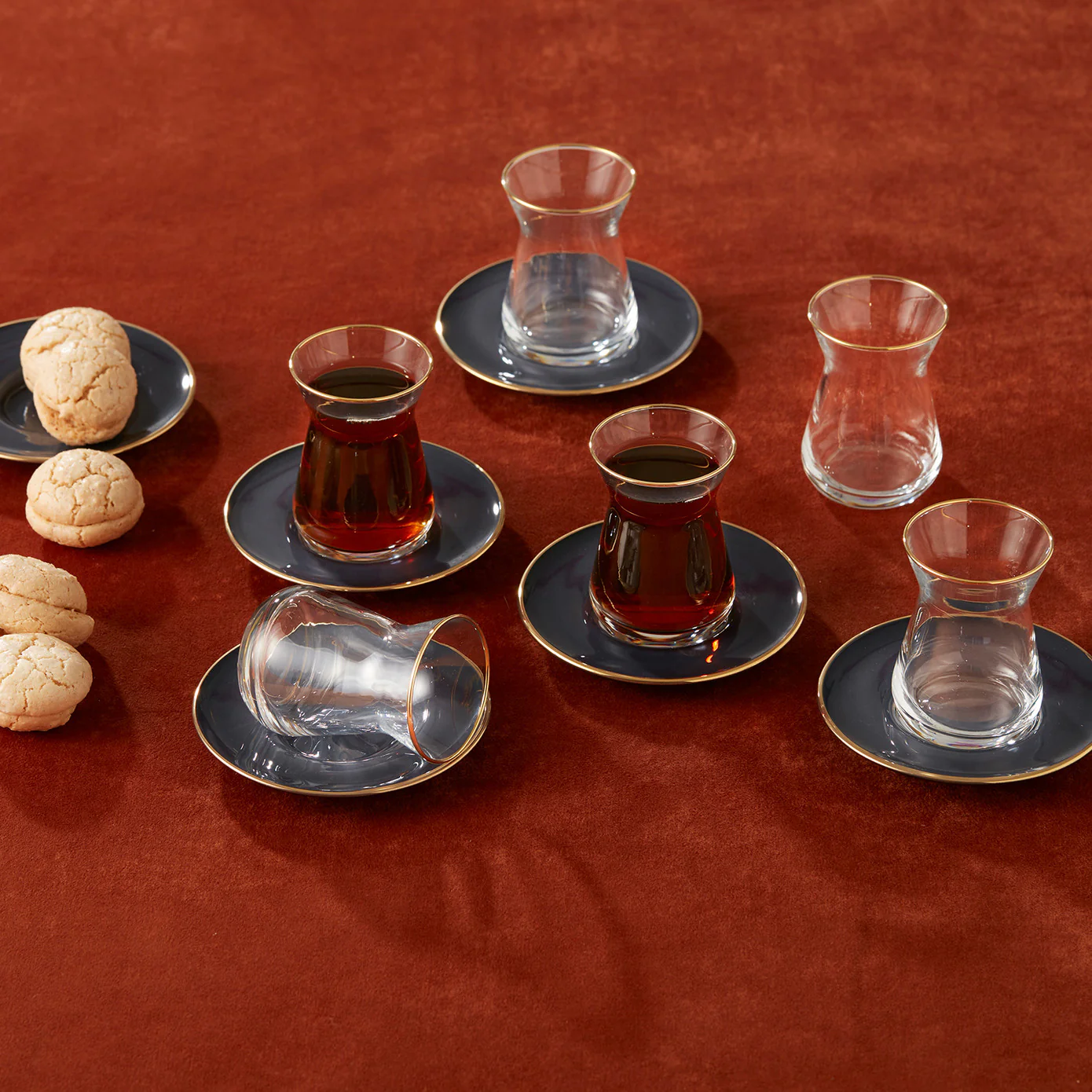 Karaca Retro 12-Piece Glass Turkish Tea Set for 6 People, 132ml, Anthracite Gold