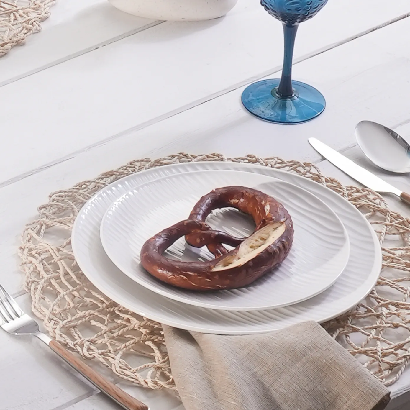 Karaca Ripple 12-Piece Porcelain Dinner Set for 4 People, White - Image 6