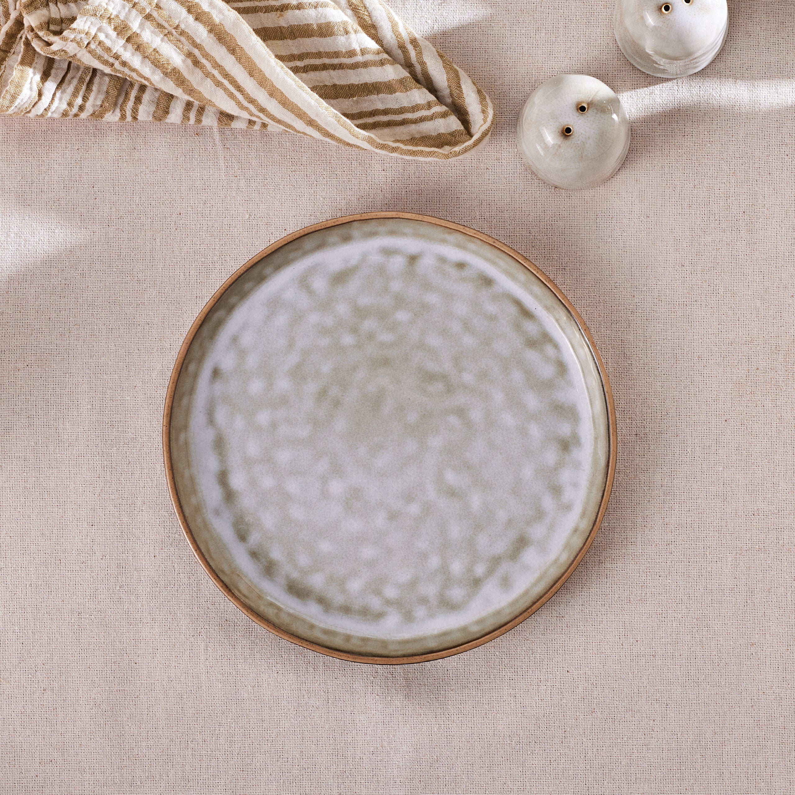 Karaca Rixton Ceramic Side Plate, 22cm, Beige - Image 2