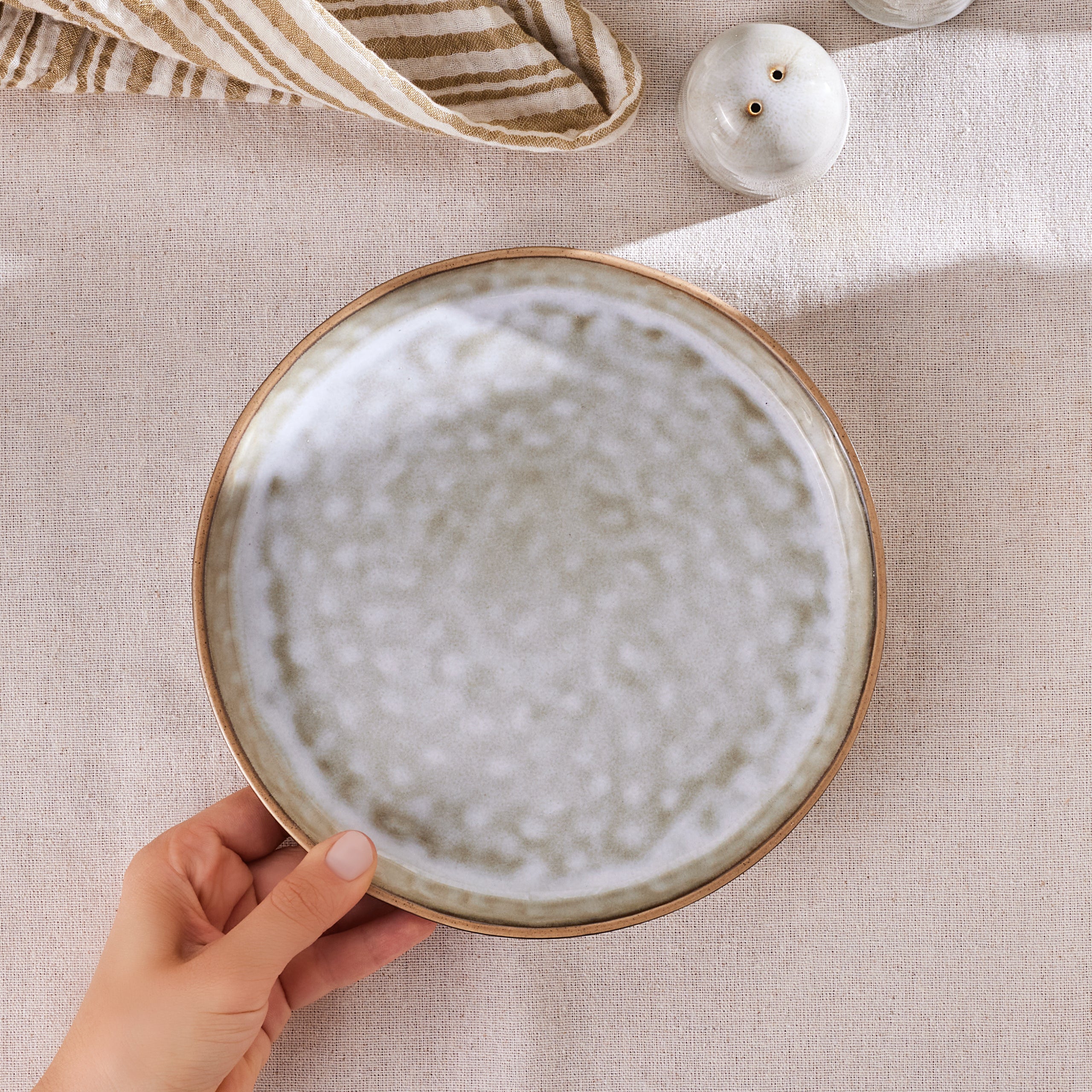 Karaca Rixton Ceramic Side Plate, 22cm, Beige - Image 3
