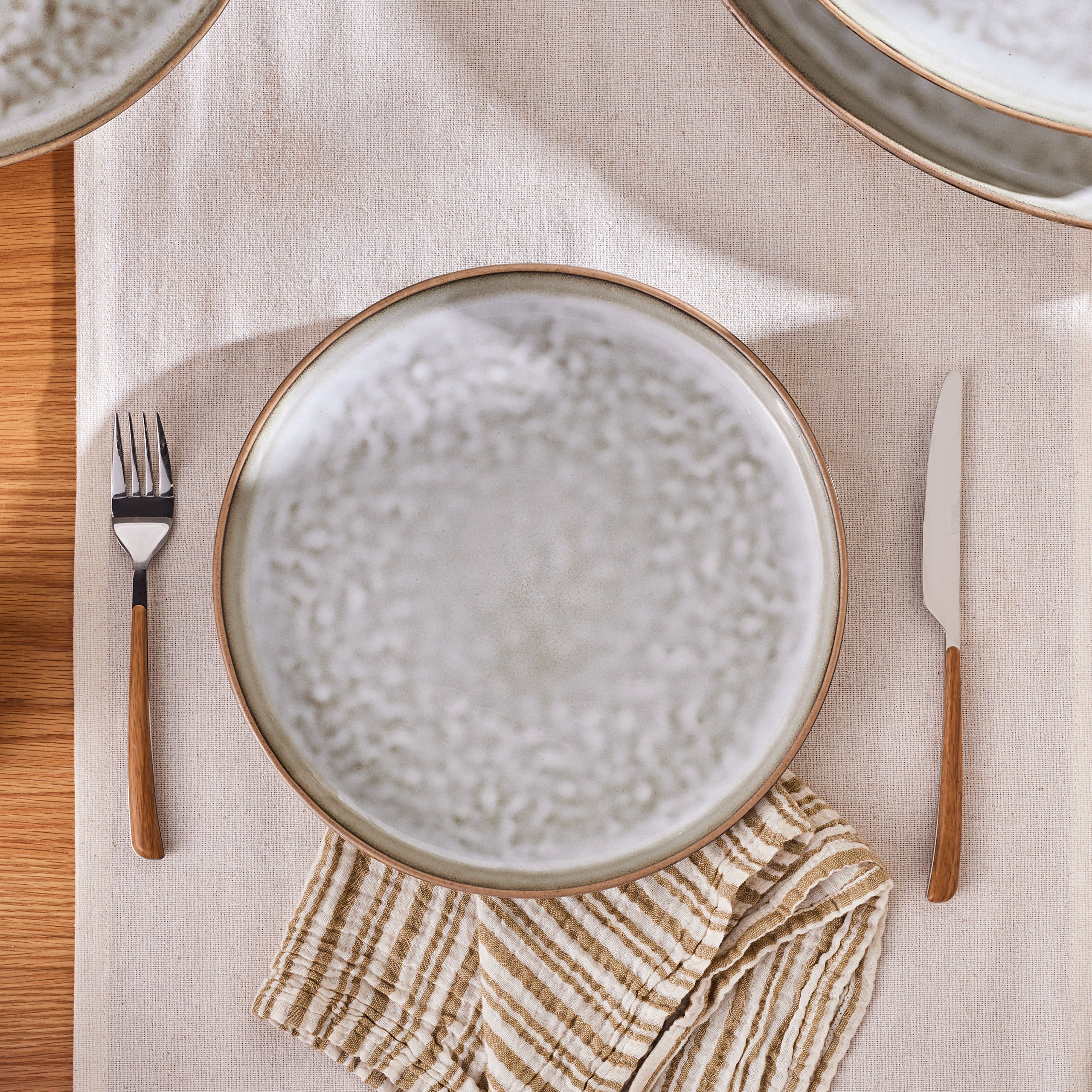 Karaca Rixton Ceramic Dinner Plate, 27cm, Beige - Image 2
