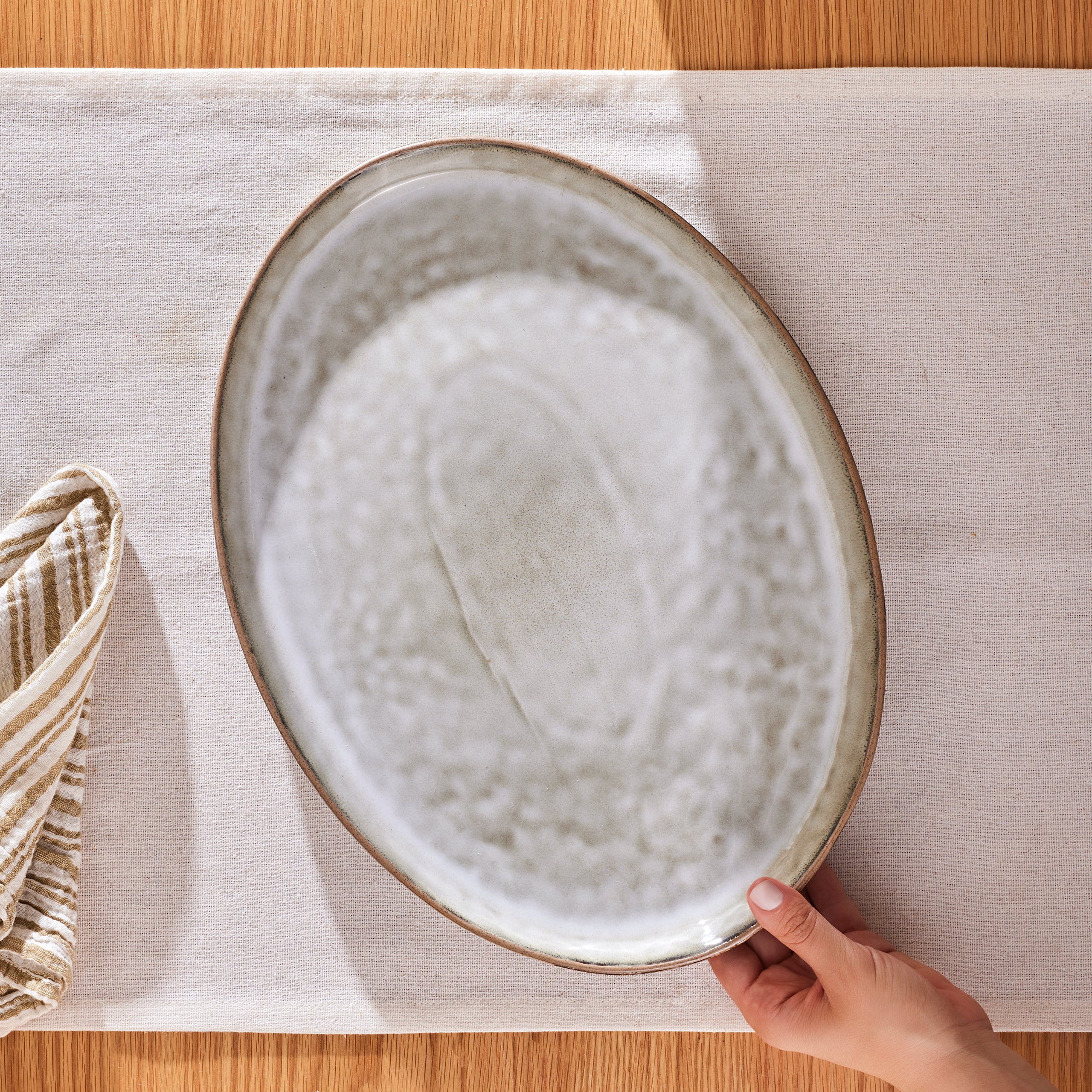 Karaca Rixton Ceramic Serving Platter, 42,6cm, Beige - Image 3