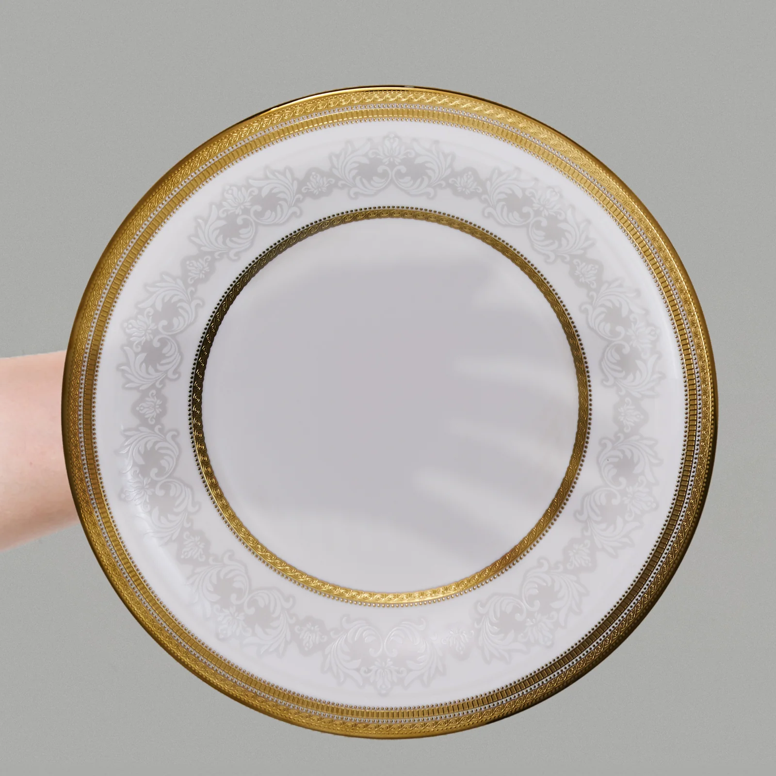 Karaca Royal Bone China Charlotte 55-Piece Dinner Set for 12 People, Gold - Image 7