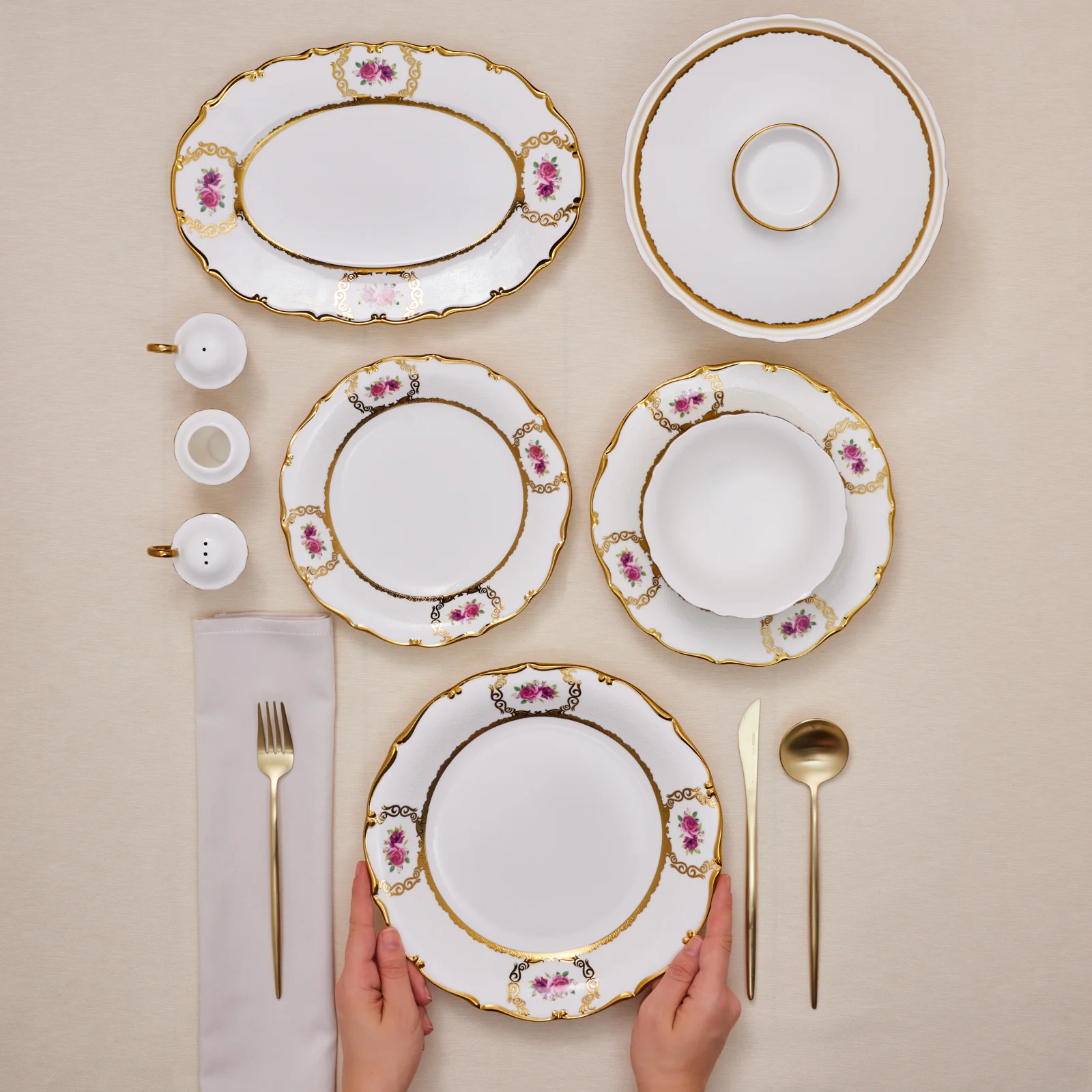 Karaca Royal Bone China Elizabeth 55-Piece Dinner Set for 12 People, Gold - Image 3
