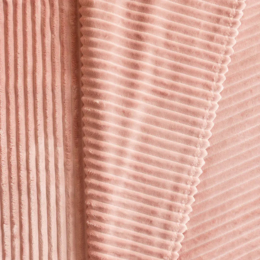 Karaca Ruby Stripe Wellsoft TV Blanket, 130x150cm, Pink - Image 3