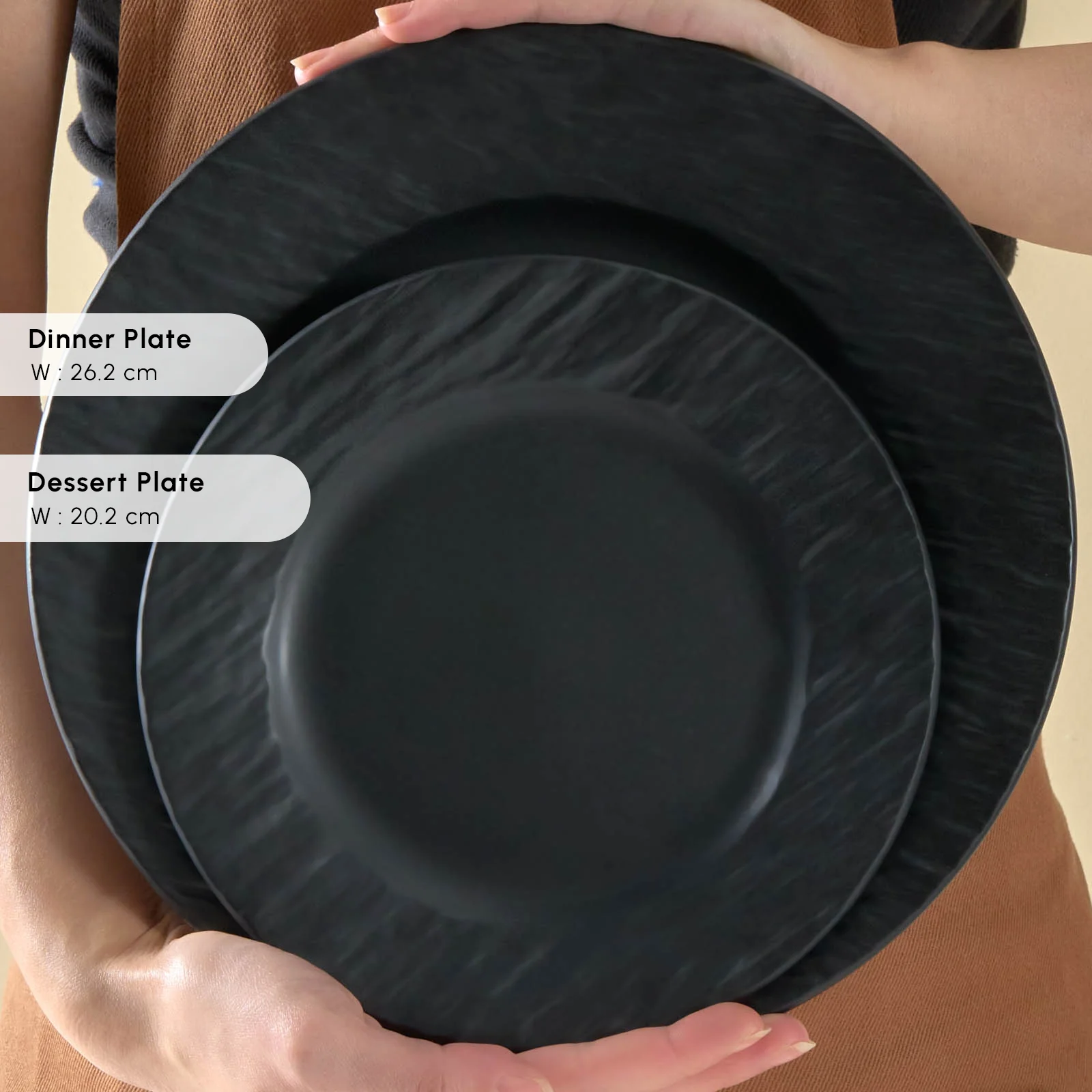 Karaca Solem Embossed 18-Piece Stoneware Dinner Set for 6 People, Black - Image 6