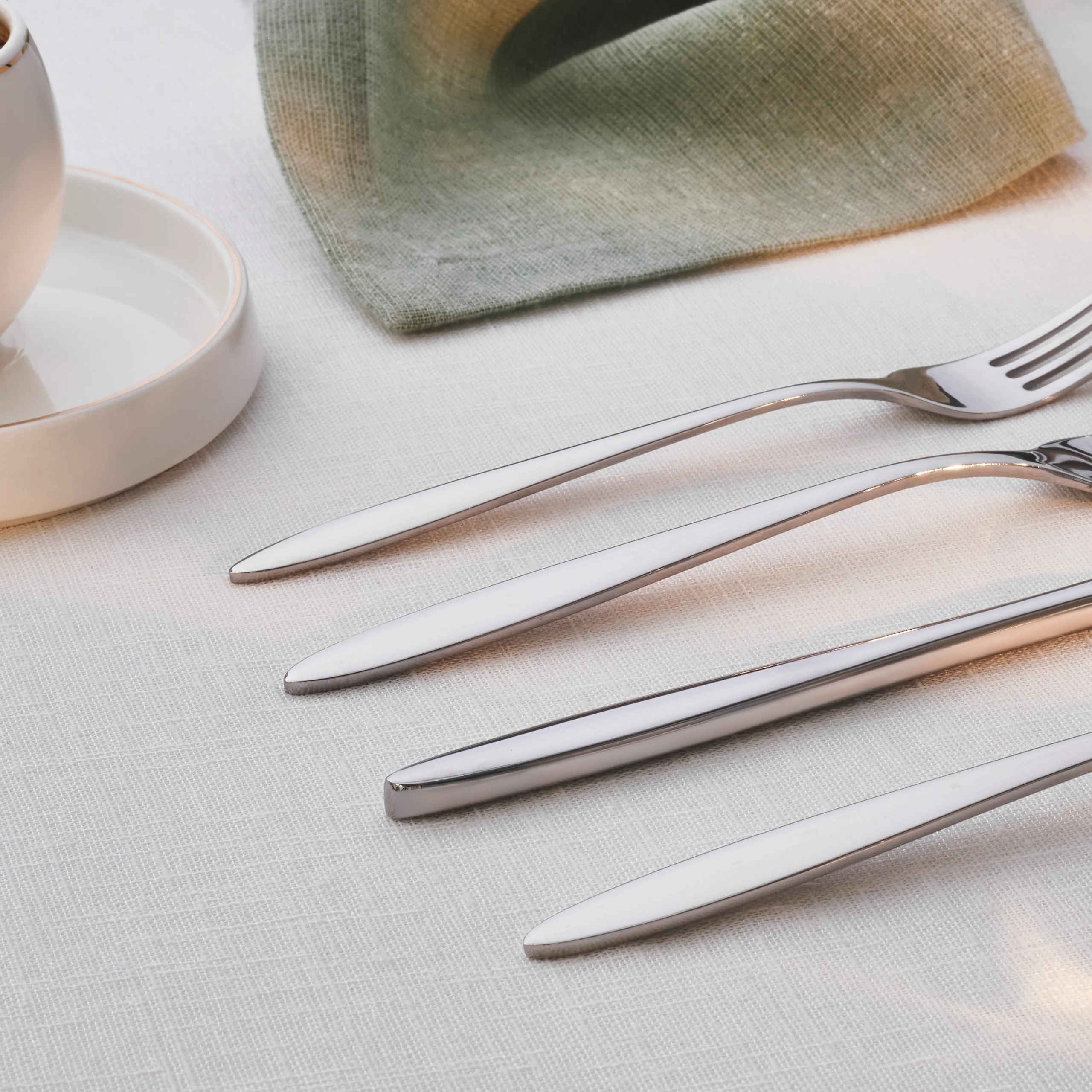 Karaca Nuova Stainless Steel 24-Piece Cutlery Set for 6 People, Silver - Image 3