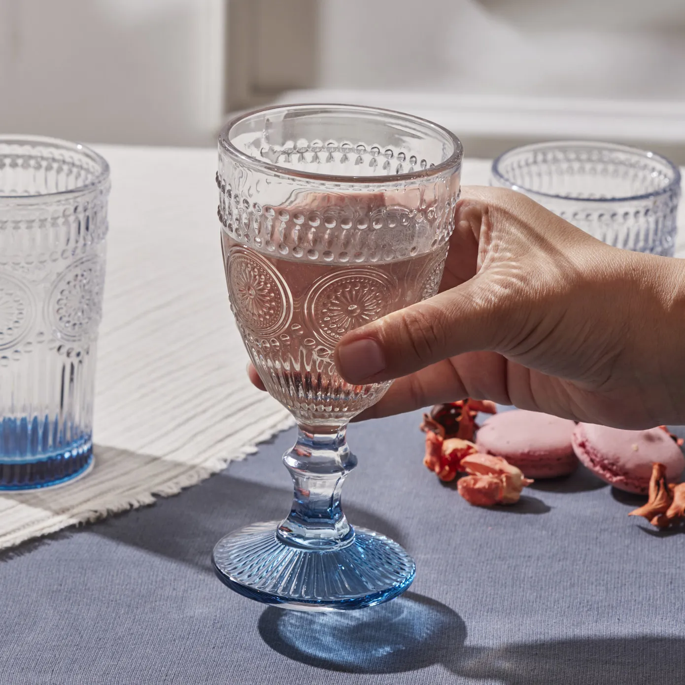 Karaca Sunflower Wine Glass, 314ml, Blue - Image 3