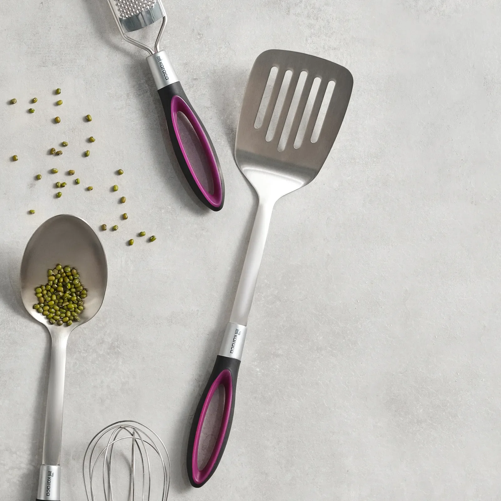 Karaca Swan Stainless Steel Slotted Spatula, 20cm, Burgundy
