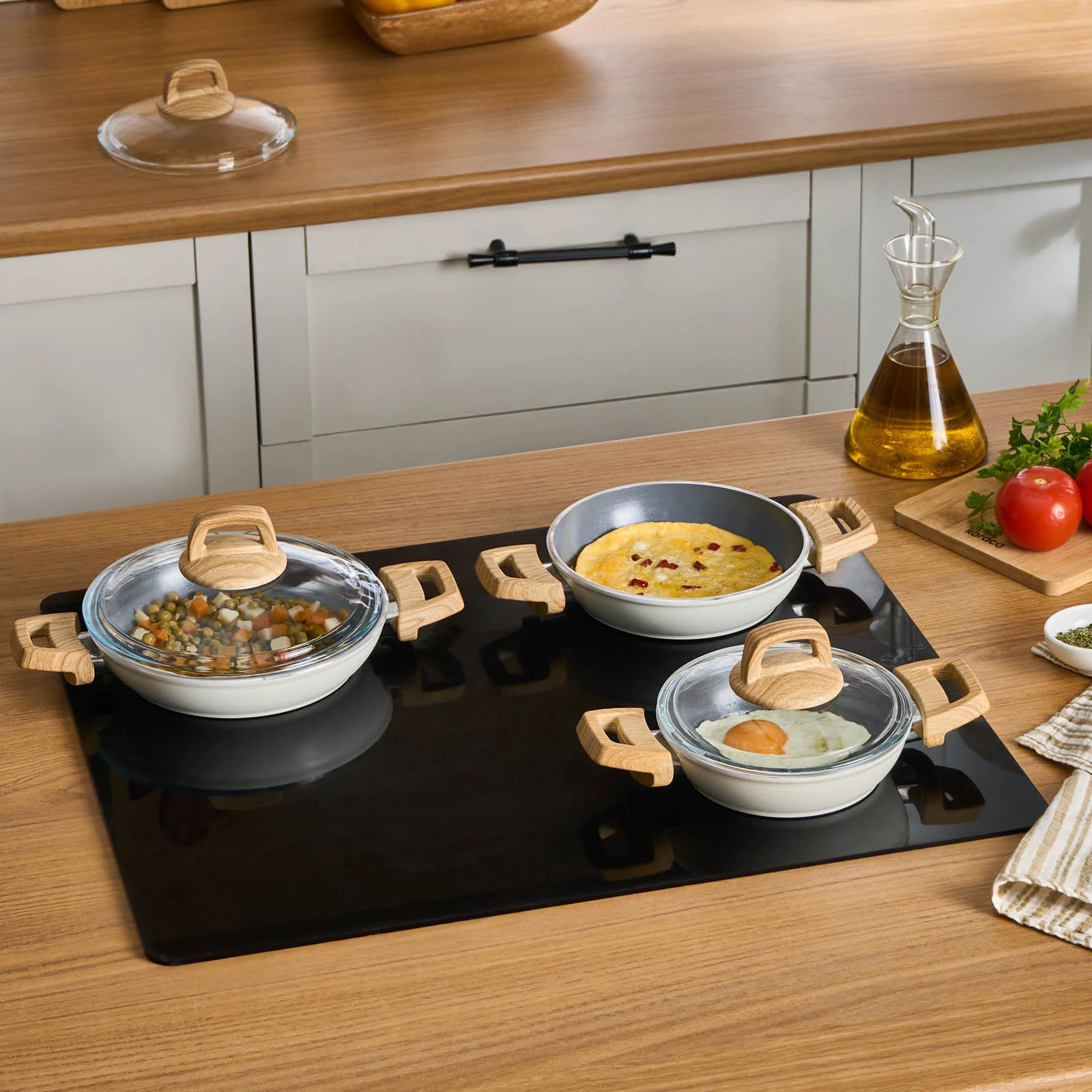 Karaca Swiss Crystal 6 Piece Non-Stick Induction Shallow Cookware Set, Creamy - Image 3
