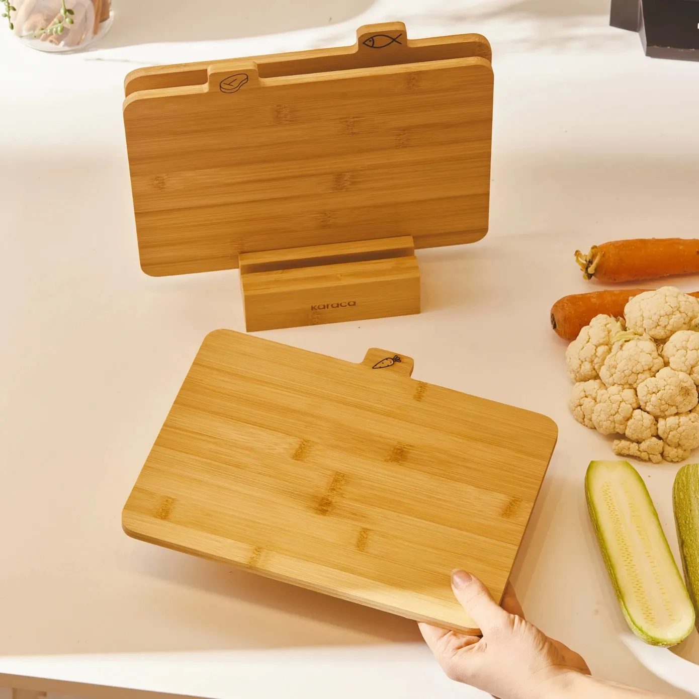 Karaca Triple 4-Piece Bamboo Chopping Board Set with Stand, Wood - Image 3
