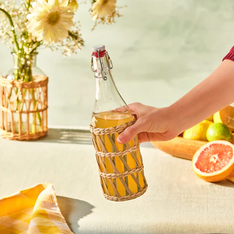 Karaca Waven Glass Bottle, 783ml, Cream - Image 4