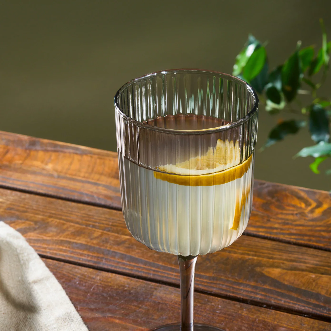 Karaca Zenith Wine Glass, 200ml, Grey - Image 2