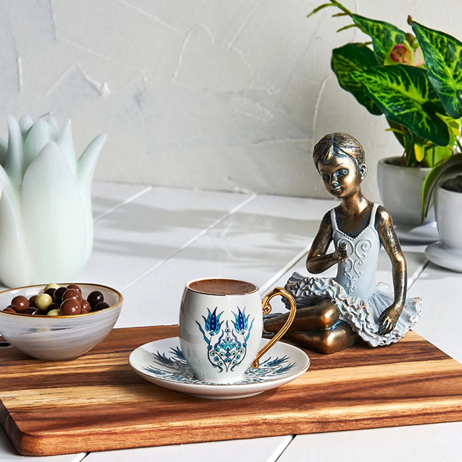 Karaca İznik 12-Piece Porcelain Porcelain Espresso Turkish Coffee Cup Set for 6 People, 90ml, Multi - Image 4