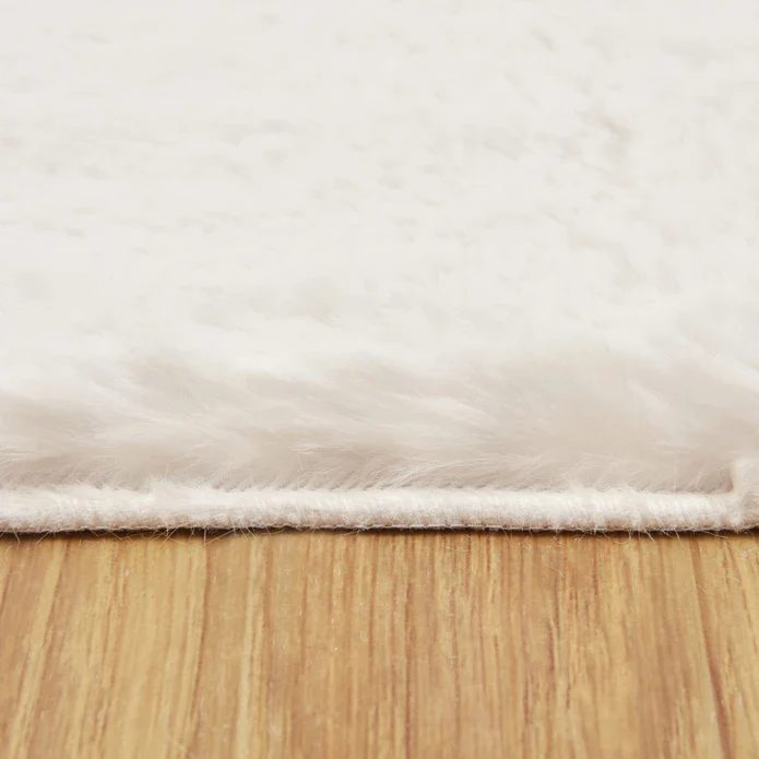 Kasmir Rugs 7/24 Premium Faux Fur Rug, 80cmx150cm, White - Image 4