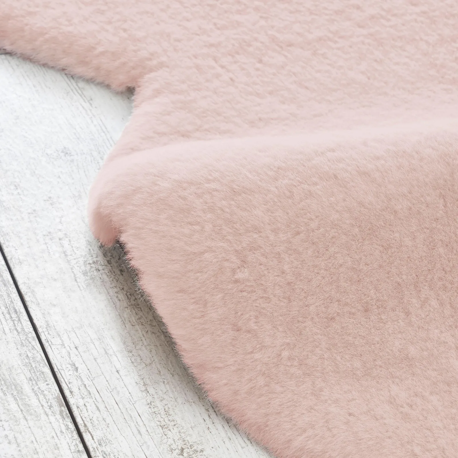 Kasmir Rugs 724 Faux Fur Rug, 100cmx140cm, Blush - Image 3