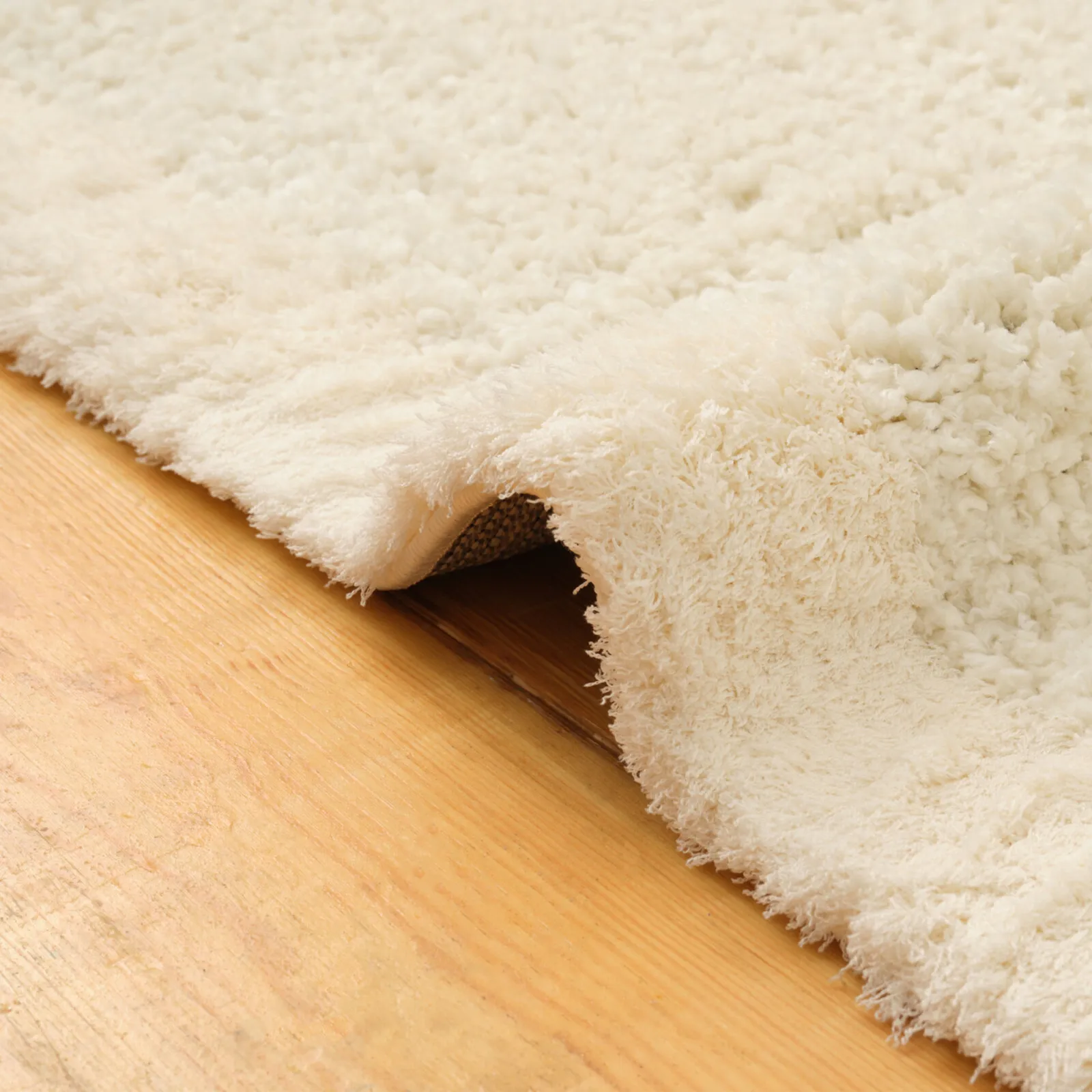 Kasmir Rugs 724 Plushy Coco Rug, 160cmx230cm, White - Image 3
