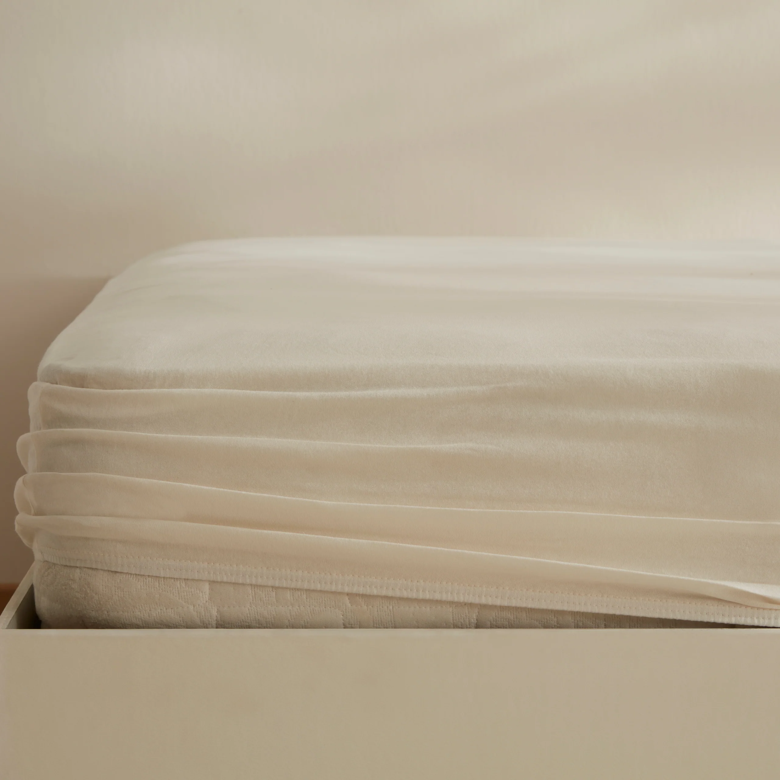 Karaca Home Jersey 100% Turkish Cotton Fitted Sheet, 160x200+30cm, Cream - Image 3