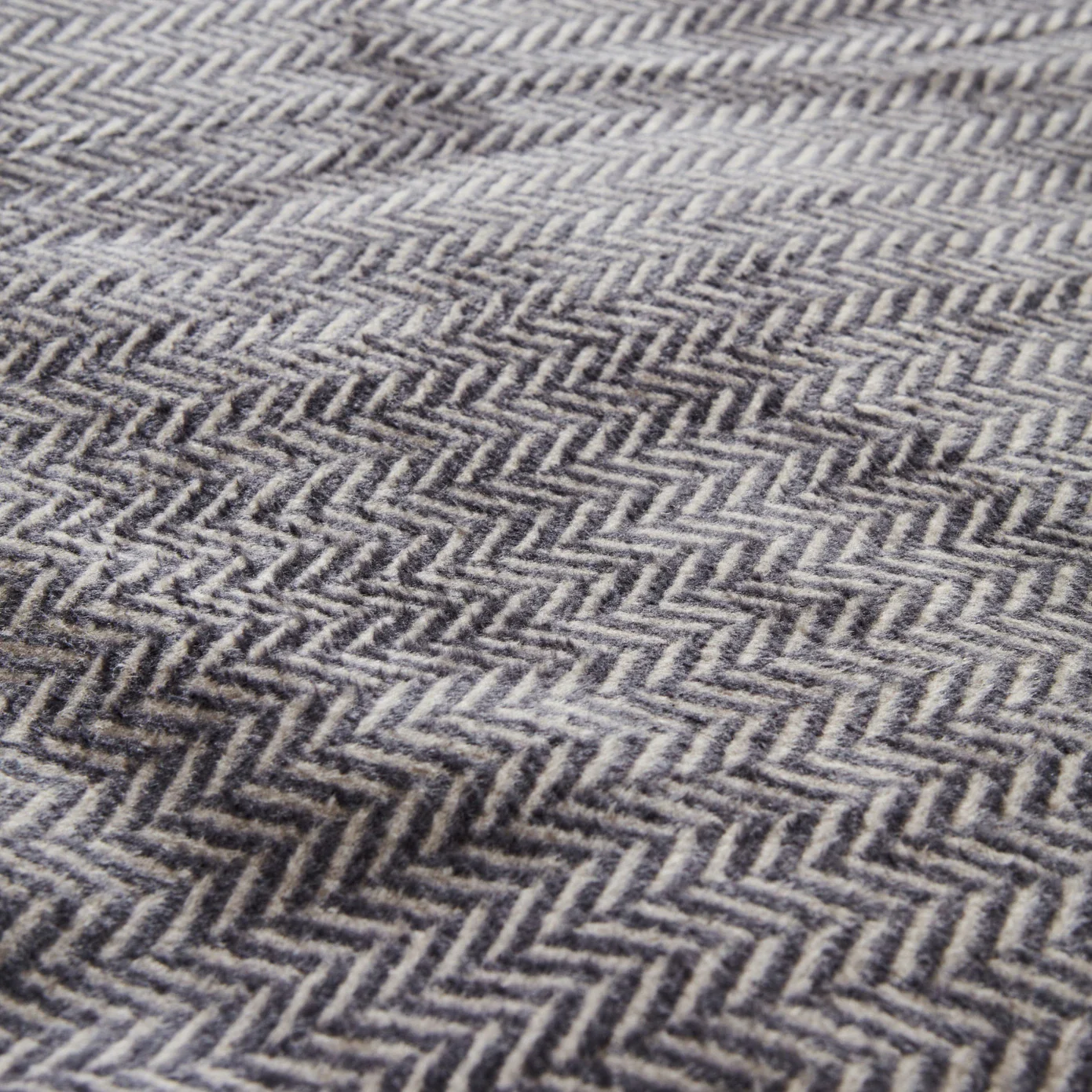 Karaca Home Sandra Herringbone Pattern Blanket, 200x220cm, Double, Grey - Image 5