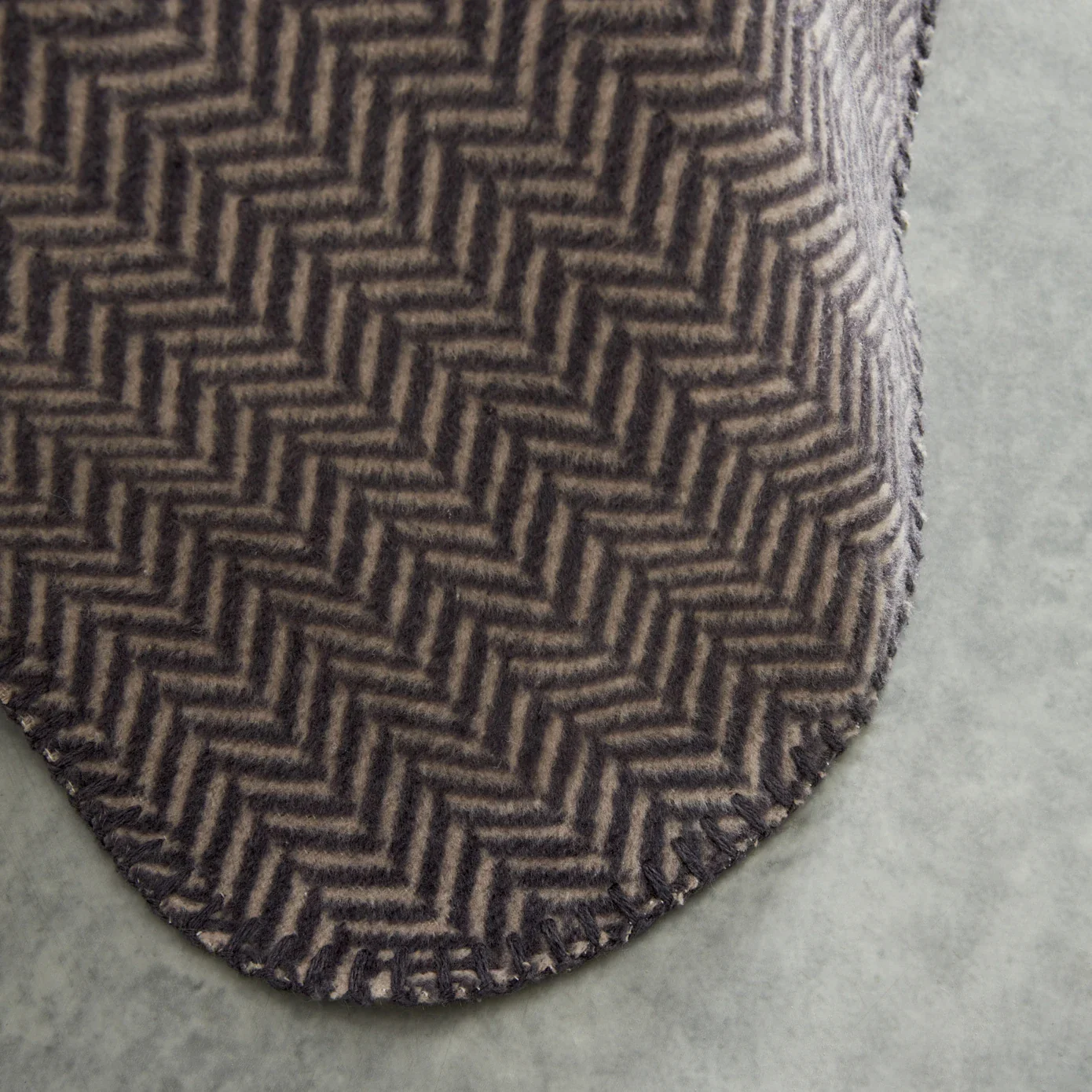 Karaca Home Sandra Herringbone Pattern Blanket, 200x220cm, Double, Grey - Image 6