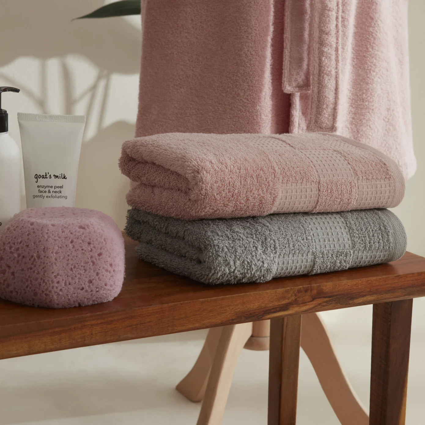 Karaca Home Santos 4-Piece 100% Turkish Cotton Family Bathroom Set, Powder - Grey - Image 4