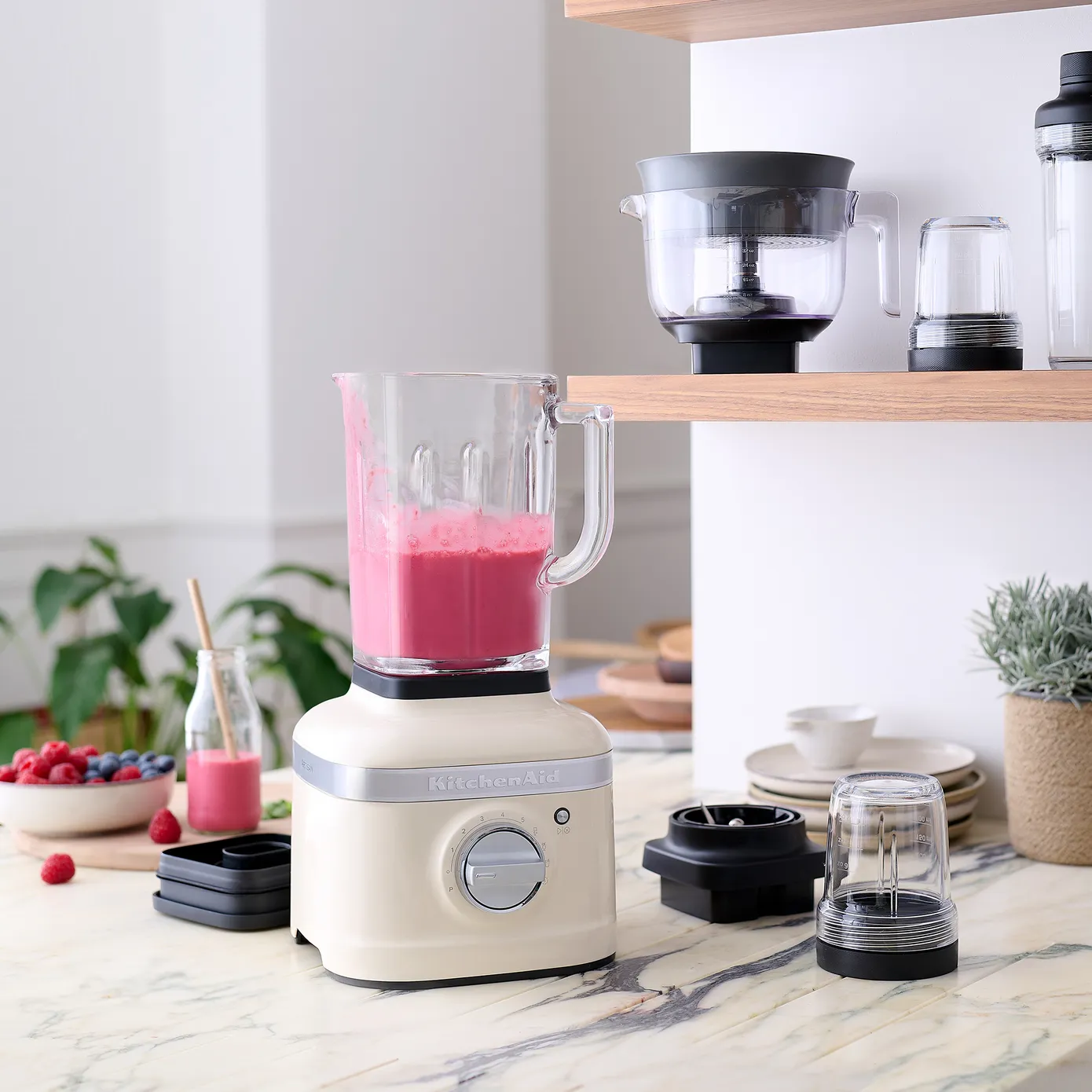 KitchenAid Artisan Blender, 1.4L Bottle, 1200W, Almond Cream - Image 2