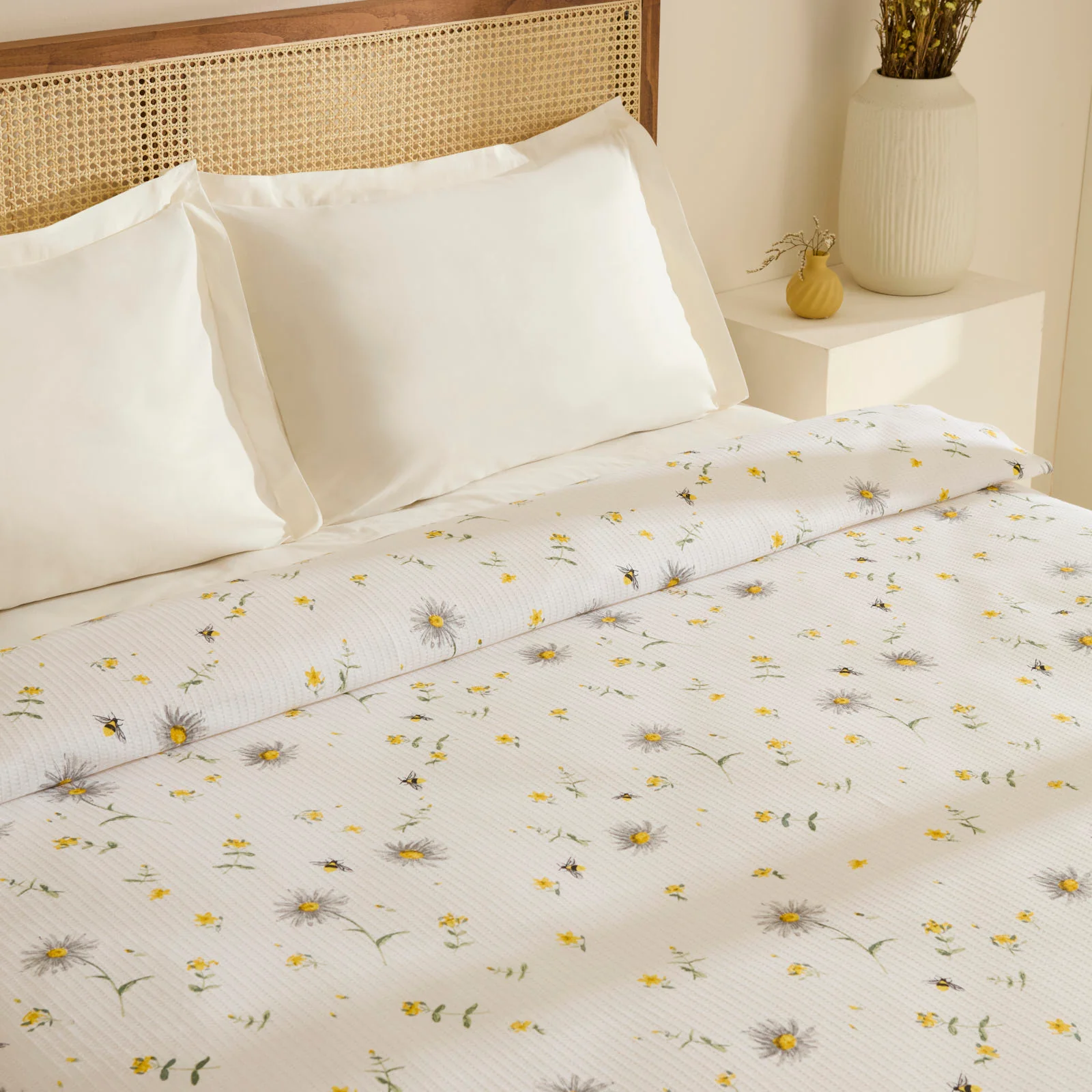 Karaca Emma 100% Cotton Pique, Double, 200x220cm, Yellow - Image 4