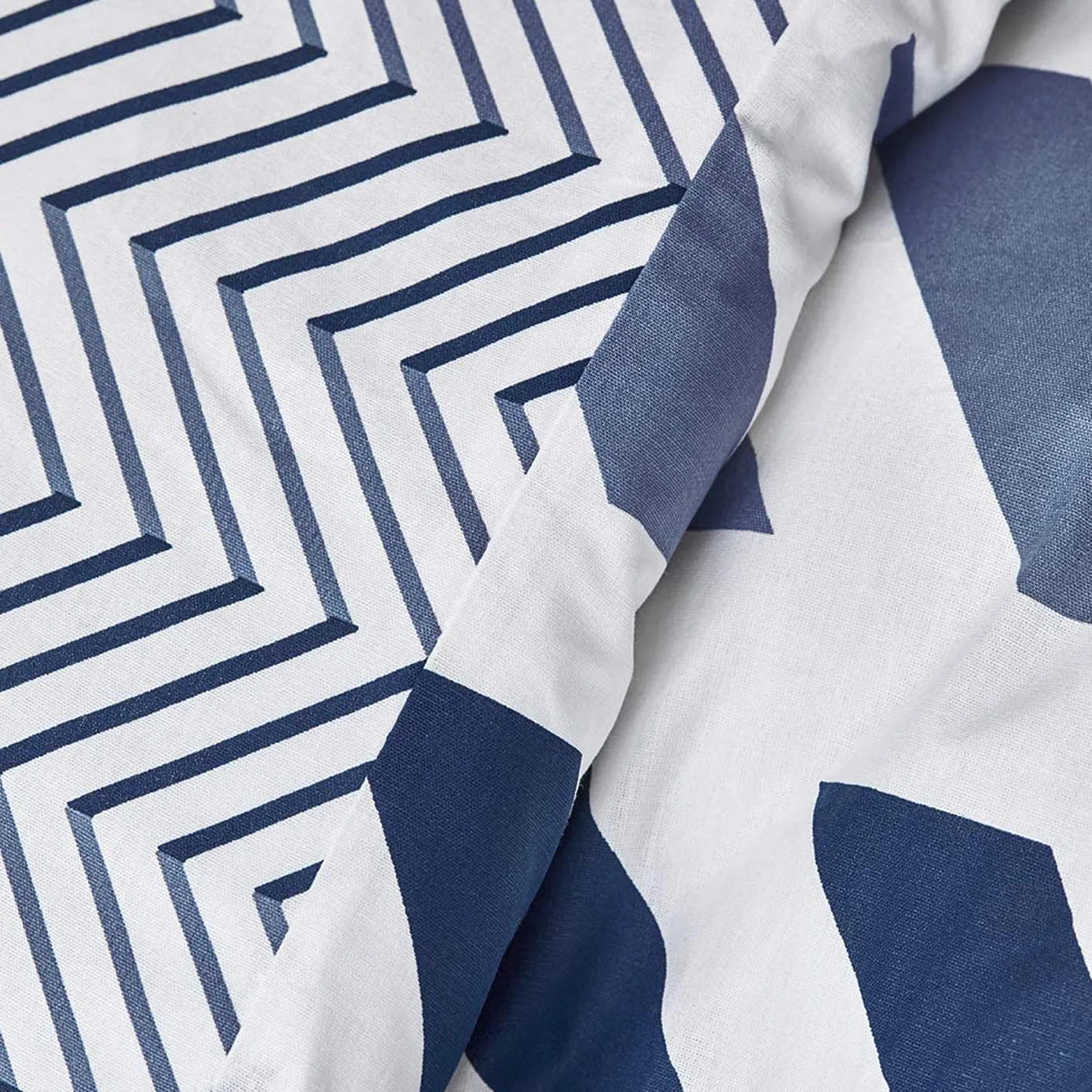 Nautica Home Orion 100% Turkish Cotton Duvet Cover Set, King, 230cmx220cm, Navy Blue White - Image 4