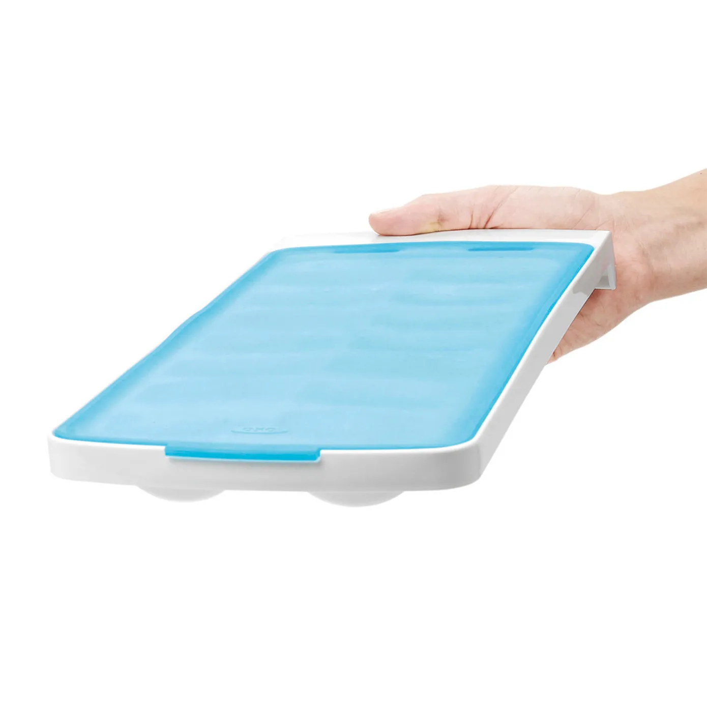 Oxo Good Grips No-Spill Ice Cube Tray - Image 5